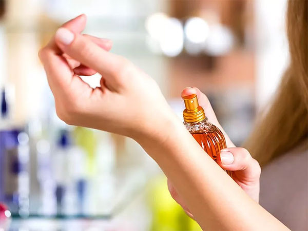 Kokunuzun gün boyu üzerinizde kalması için uygulayabileceğiniz beş önemli taktik! - Resim: 0