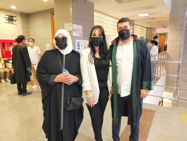 Necla Nazır'ın evini eski damat bastı! Kapıları tekmeleyip tehdit etti: Sizi öldüreceğim - Resim: 2