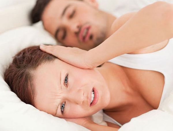 Sandığınızdan daha büyük sorunlara yol açabilir! Horlamayı durdurmak için uygulayabileceğiniz doğal yöntemler - Resim: 1