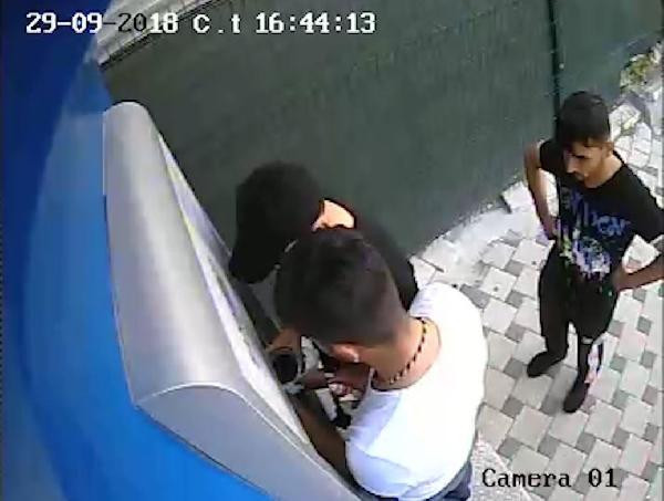 ATM'de bu tuzağa dikkat! İğne deliği büyüklüğünde... - Resim: 3