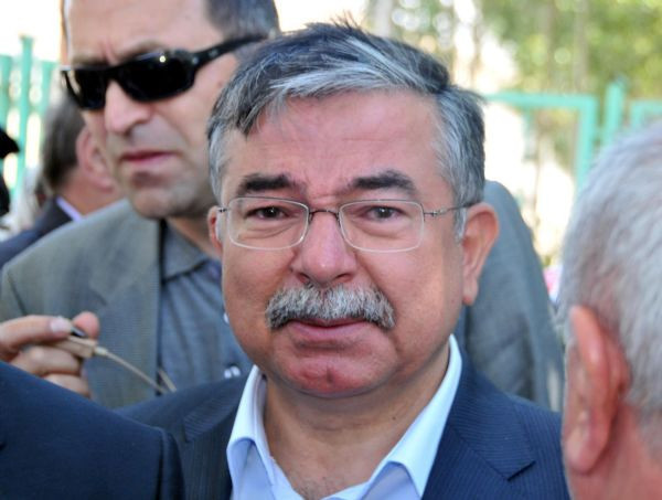 Bakan Yılmaz'ı ağlatan acı - Resim: 1