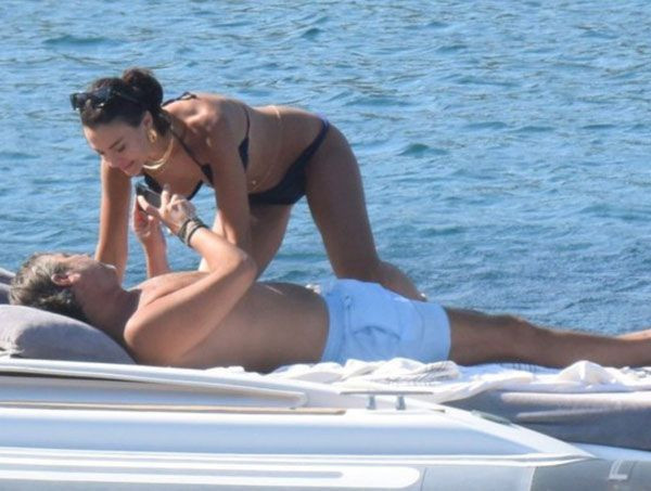 Eski eşiyle çekişmeler durulunca soluğu Bodrum'da aldı! Tuvana Türkay ve İzzet Antebi tatilde aşka geldi - Resim: 3