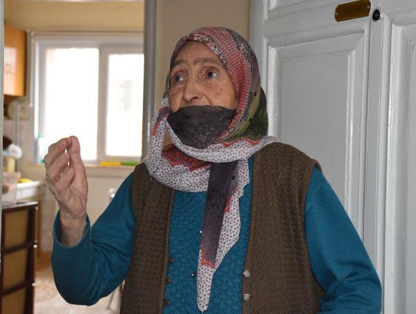 Yangını gözyaşları içinde izledi! Sivas'ta sadece 1 hafta önce açılmıştı - Resim: 1