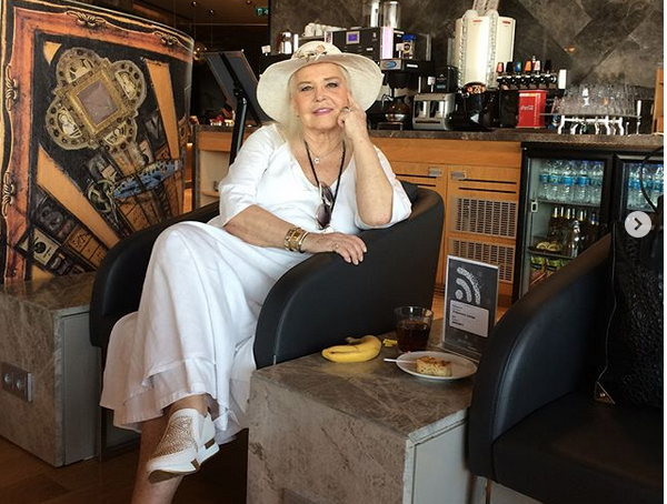 Gönül Yazar hastaneye kaldırıldı 7 kez evlendi eşleri ve tek kızı bakın kimdir?  - Resim: 1