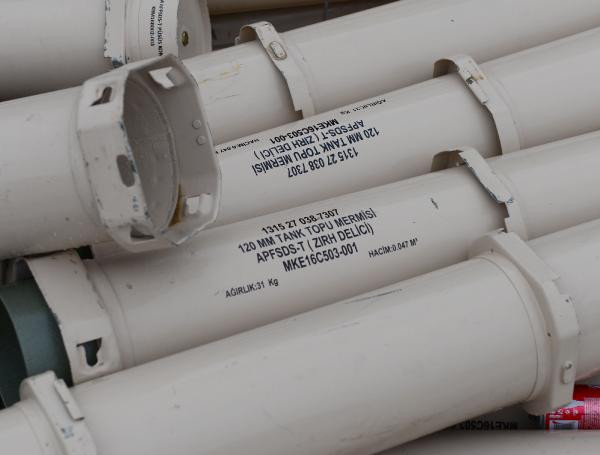 Teröristler kaçacak delik arıyor! Türk tankları 'zırh delici' toplarla vuruyor - Resim: 4