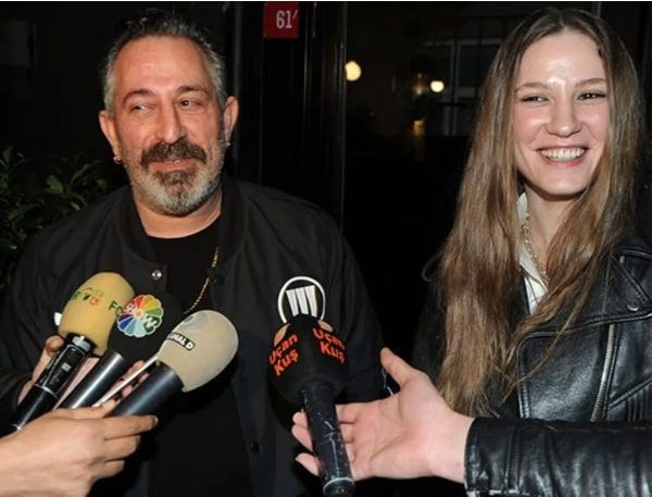 Serenay Sarıkaya ve Cem Yılmaz ayrıldı! Ayrılık itirafı işte böyle geldi - Resim: 1