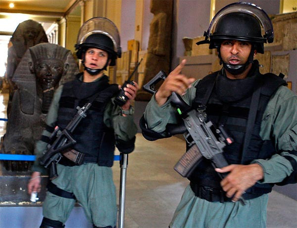 Firavunlar ameliyat masasında! - Resim: 4