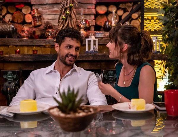 Teker teker veda ediyorlar! TRT'nin sevilen dizisi Seni Kalbime Sakladım'dan beklenmedik karar - Resim: 4