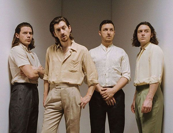 Dünyaca ünlü grup Arctic Monkeys'i kovmuştu! Beyoğlu'ndaki bakkal konuştu - Resim: 1