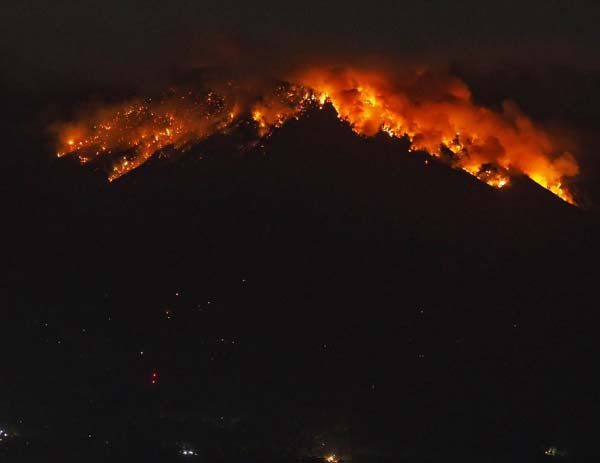 7 dakika sürdü, 2 bin metre yükseğe çıktı! - Resim: 2