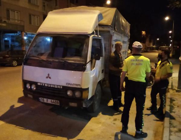 Bursa'da 'dur' ihtarına uymadı! Uyurken yakalandı cezayı yedi - Resim: 0