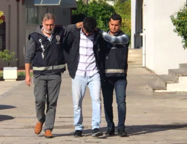 Kaynanam neden eve geldi dedi çıldırdı! Sokaktaki adamı öldürdü - Resim: 0