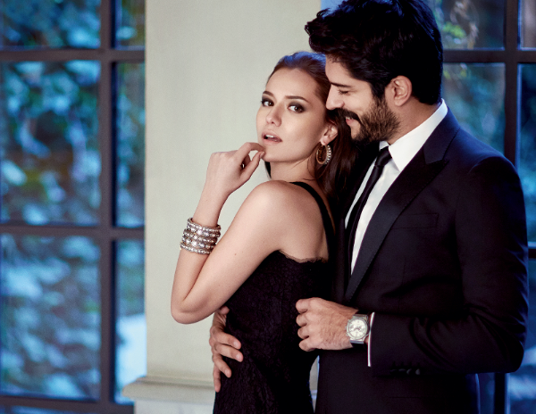 7,5 aylık hamile Fahriye Evcen dünya starlarıyla aynı listede - Resim: 1