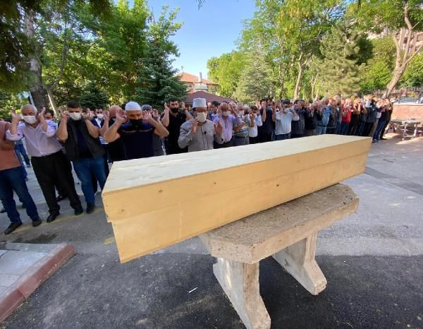 Boks antrenörü, dövülen kadını kurtarmak isterken öldürülmüş - Resim: 1