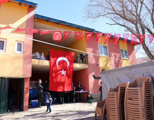Bitlis şehidi Nazmi Yılmaz tayinini bekliyormuş! Amcası konuştu - Resim: 0