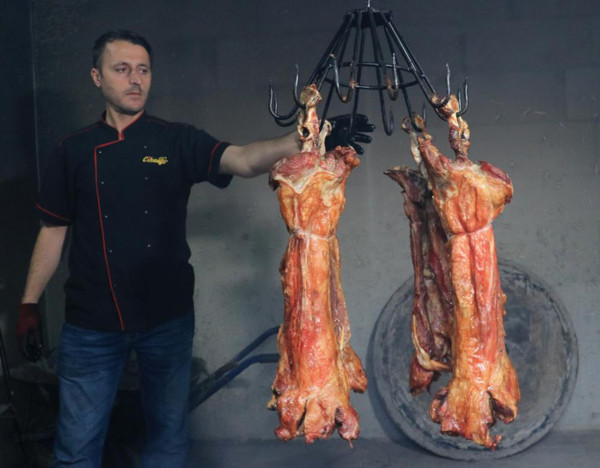 Sosyal medyadan gören Adana'ya akın etti: Taleplere yetişemiyoruz - Resim: 0