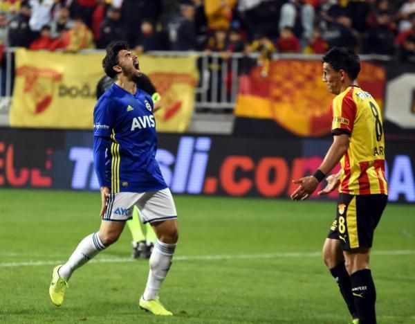 Fenerbahçe'nin haklı isyanına olay yorum: Liginiz de batsın VAR’ınızda - Resim: 3