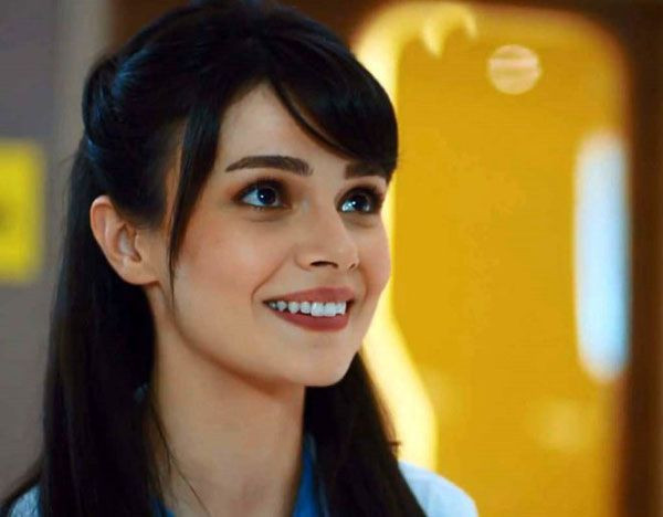 Reyting planı devreye girdi! Mucize Doktor'un Nazlı'sı Sinem Ünsal 4 yıllık ilişkisini bitirdi - Resim: 1