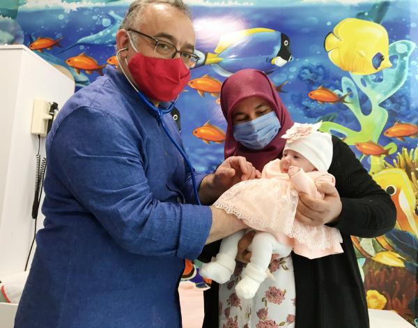 Antalya'da 1,3 kilo doğdu 46 gün yoğun bakımda kaldı! İşte son hali - Resim: 1