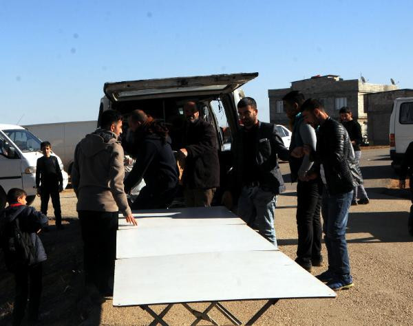 Zabıtayla baş edemeyince takma dişlerini çıkarıp... - Resim: 2