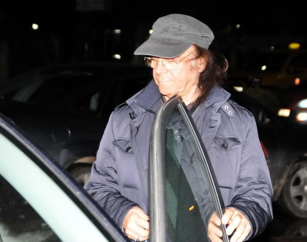 Erkin Koray trafik kazası geçirdi - Resim: 3