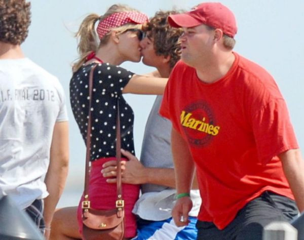 Uluorta öpüşen ünlüler - Resim: 4