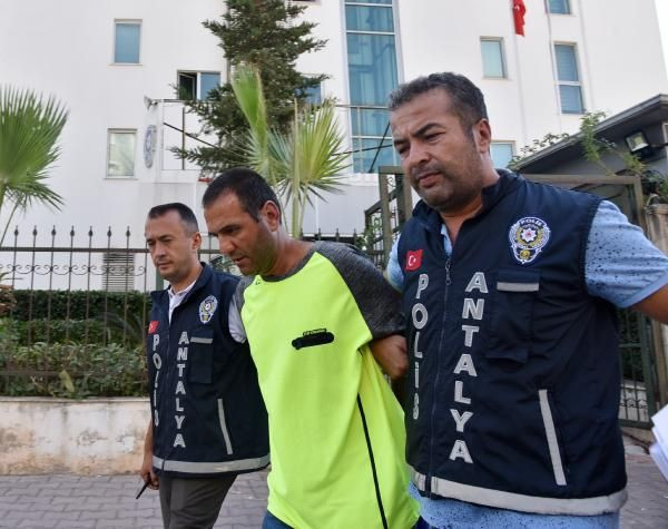 Baldızını 12 yerinden bıçaklayarak öldürdü! Sahilde güneşlenirken yakalandı - Resim: 4