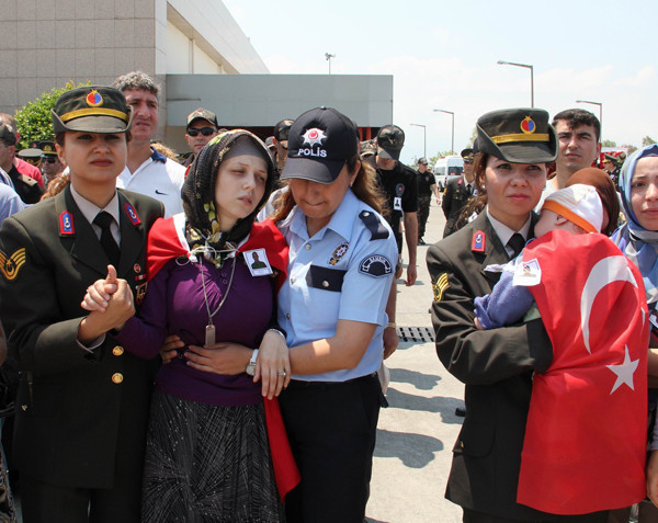 Şehidi oğlu karşıladı - Resim: 4