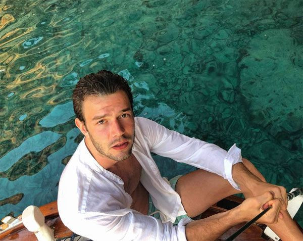 Aytaç Şaşmaz müjdeli haberi hayranlarıyla paylaştı! Merakla beklenen yeni projesi bakın neymiş - Resim: 3