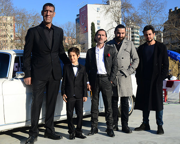 Peker Açıkalın: Cumhurbaşkanı Erdoğan'ın yardımıyla ameliyat oldum - Resim: 1