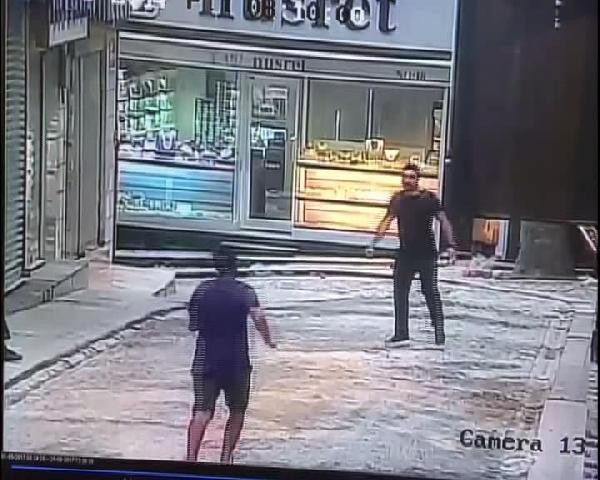 Polisten kaçarken profesyonel boksöre denk geldi! - Resim: 1