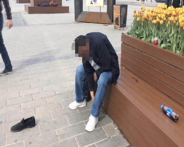 Taksim'in göbeğinden yürek burkan bonzai manzaraları... - Resim: 3