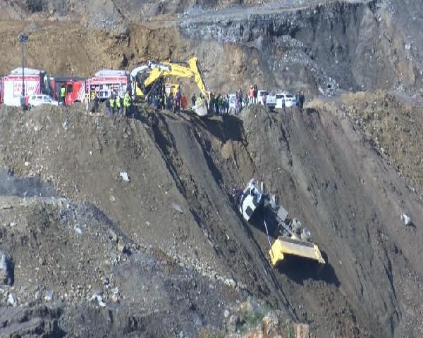 Sultangazi'de uçurumda can pazarı! - Resim: 2