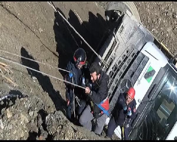 Sultangazi'de uçurumda can pazarı! - Resim: 3