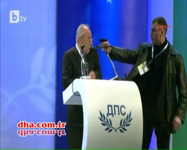 Türk vekile suikast girişimi - Resim: 3