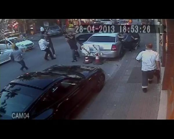 Baskın dehşeti güvenlik kamerasında - Resim: 2