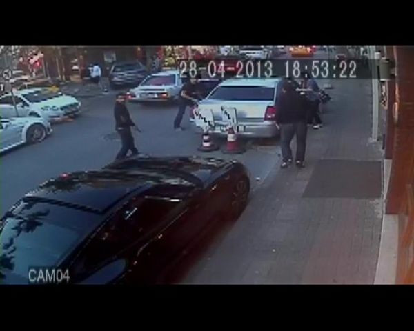 Baskın dehşeti güvenlik kamerasında - Resim: 4