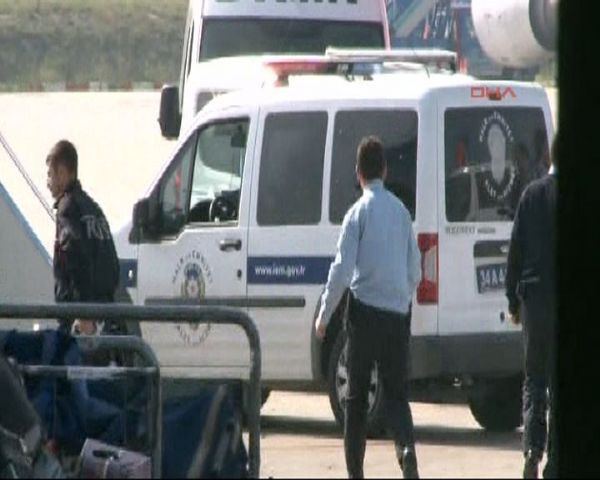 Uçakta canlı bomba paniği - Resim: 2