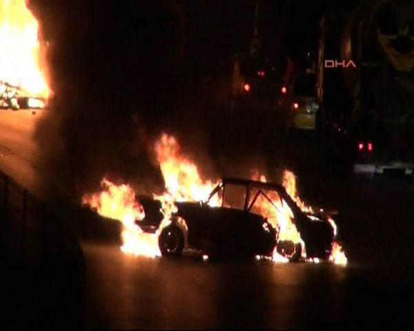 Alev alev yanıyor - Resim: 4