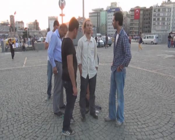 Gezi'de şimdi de bu! Duranadam! - Resim: 2