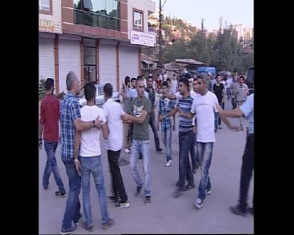 Erkek çocuğuna taciz mahalleyi karıştırdı - Resim: 3