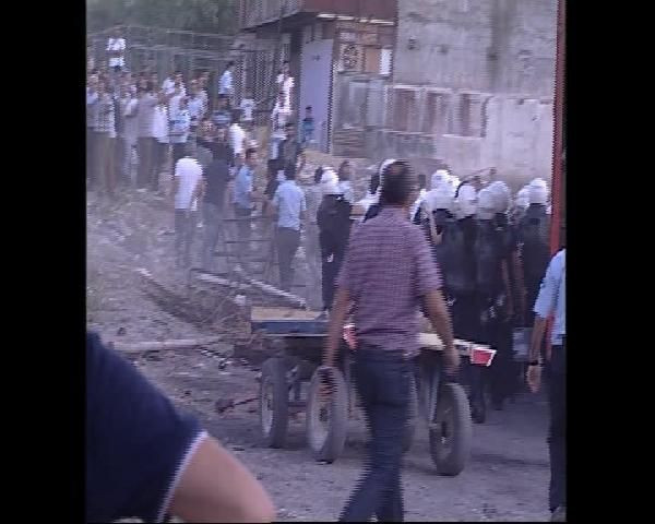 Erkek çocuğuna taciz mahalleyi karıştırdı - Resim: 4