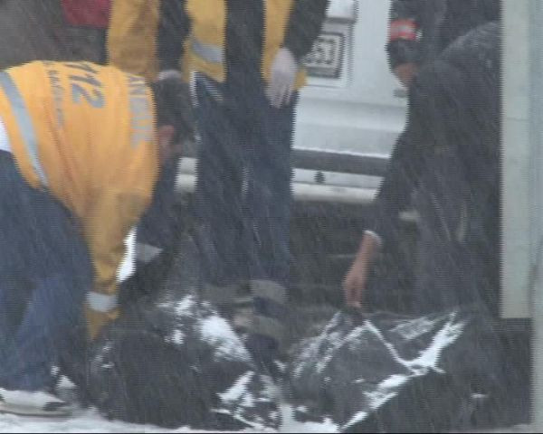 Sancaktepe'de feci kaza: 3 ölü - Resim: 2