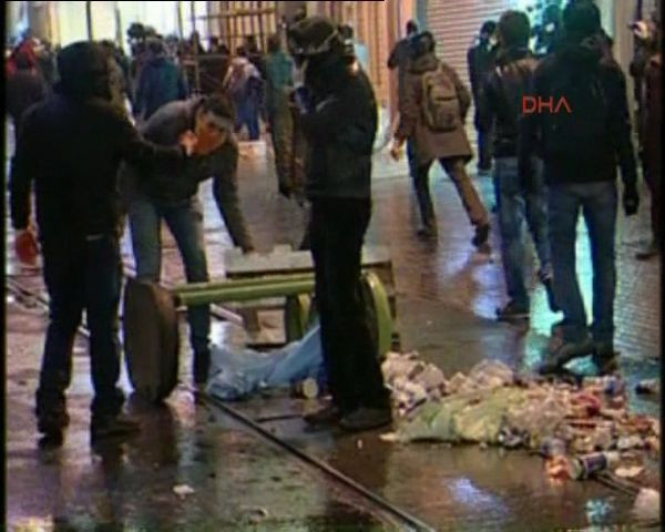 İstiklal Caddesi'nde müdahale - Resim: 1