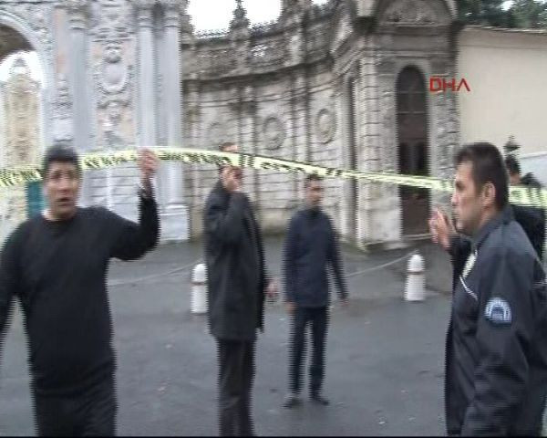 Dolmabahçe'de bomba alarmı! - Resim: 1