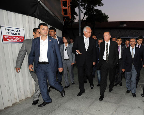 Erdoğan'ı utandıran iltifa - Resim: 4