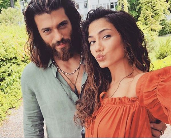 Demet Özdemir'e Can Yaman soruldu! Tepkisi ise bakın ne oldu - Resim: 1