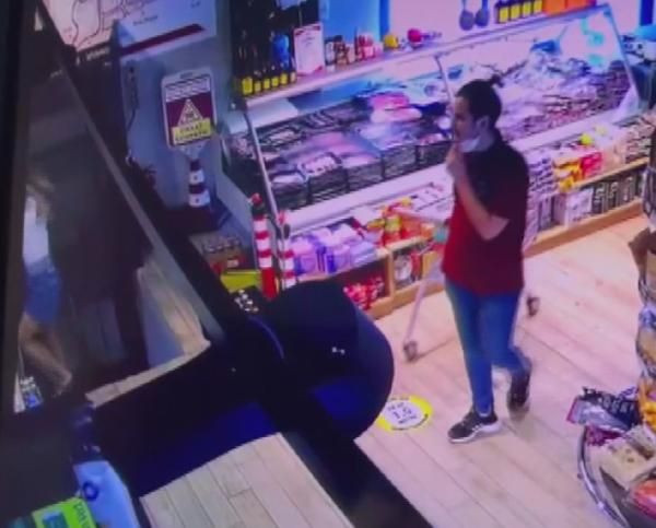Muğla Bodrum'da alışveriş için girdiği marketten ayağı kırık çıktı - Resim: 3