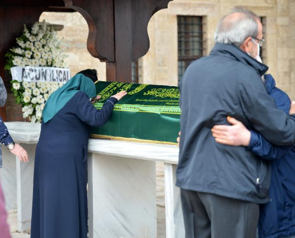 Spor spikeri Fikret Engin son yolculuğuna uğurlandı - Resim: 0