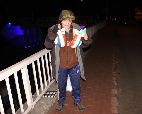 Milli boksör sokaklara düştü - Resim: 2